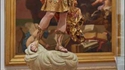 Perche à selfie, statue en débris !
