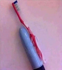 Brosse à dents vibrante à peu de frais