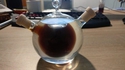 Une bouteille de Rhum dans une bouteille de vodka 