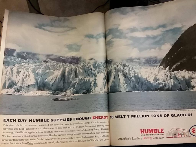 Pour une compagnie pétrolière dans le magazine Life, en 1962.
"Chaque jour, la compagnie Humble fournit assez d'énergie pour faire fondre 7 millions de tonnes de banquise."