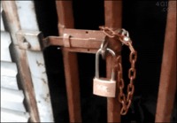 Cadenas inutile