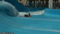 Piste de surf auto-nettoyante