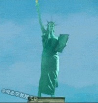 La Statue de la Liberté se lâche
