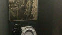 Déco de chiottes de circonstance