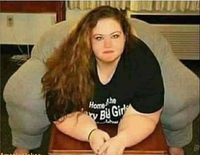 Ce moment où tu réalises qu'elle n'est pas assise sur un sofa !!!!