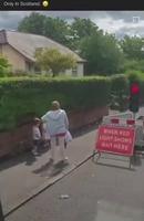 Quand le feu est rouge attendre ici 