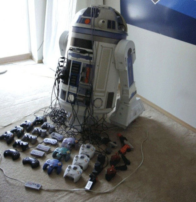 Une R2D2 multi-consoles !