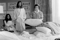 Confinement volontaire : Au printemps 1969, john Lennon & Yoko Ono...