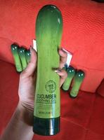 Gel adoucissant à base d'extrait de concombre