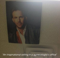 Décoration plafonnière chez le gynécologue