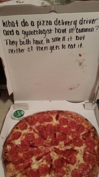 Blague dans la pizza