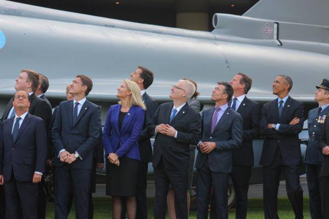 Pour une fois que le Président Hollande regarde à gauche, il arrive quand même à se gourer de direction.