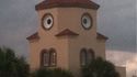 Un oiseau ? Une église ?