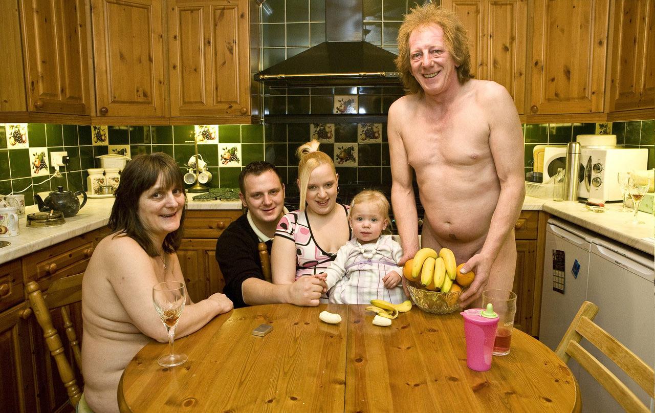 Nudisme en familles