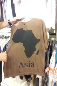 T-shirt Asia