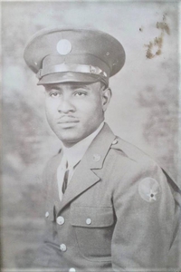 Richard Overton (11 Mai 1906-27 Décembre 2018), le doyen des américains vient de mourir à 112 ans