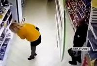 Pervers Pépère au supermarché