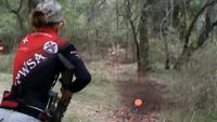 Séance de tirs avec une fille de 13 ans