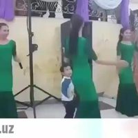 Quand ton fils monte sur scène 