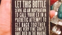 Instruction sur une bouteille de vin