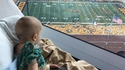 Pendant ce temps, dans un hôpital pour enfants en Iowa
