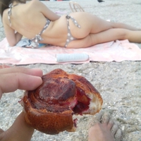 Cette brioche est délicieuse.