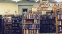 À la bibliothèque : rayon livres pour géants