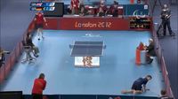 Magnifique coup de ping pong
