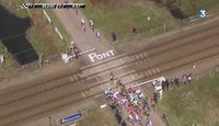 Paris-Roubaix : le passage à niveau