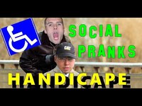 [Social prank] L'handicapé
