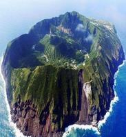 Aoga-shima, petite île volcanique japonaise