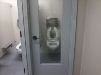 Toilette privatisée