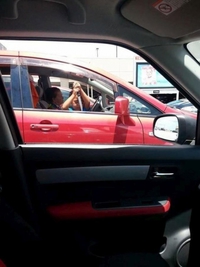 Arrêtez de donner des smartphones à vos enfants en voiture...