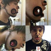 L'homme aux trois bouches