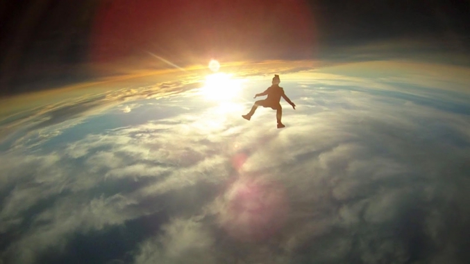 Un saut en parachute impressionnant.