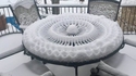 OVNI sur table de patio