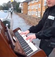 Il jouait du piano debout...