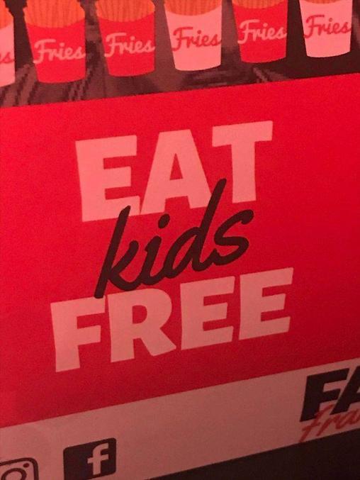 "Manger les Enfants gratuitement"