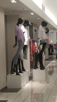 Une boutique de fringues pour extra-terrestres