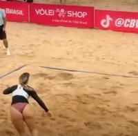 Bitch volley