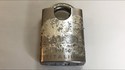 1 goute de gallium sur en cadenas en alliage d'alu