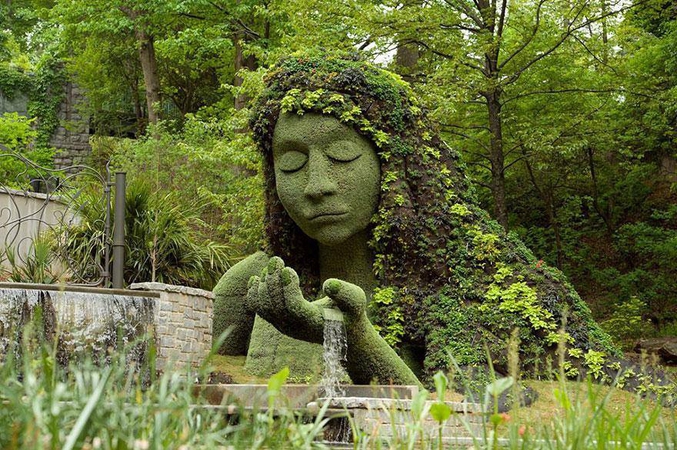 L'Atlanta Botanical Garden (Atlanta, Georgia, Etats Unis) construit de nombreuses sculptures végétales, soit permanentes ou qui rythment les saisons (atlantabotanicalgarden.org)