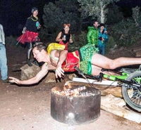 Gay, gay, envolons nous!