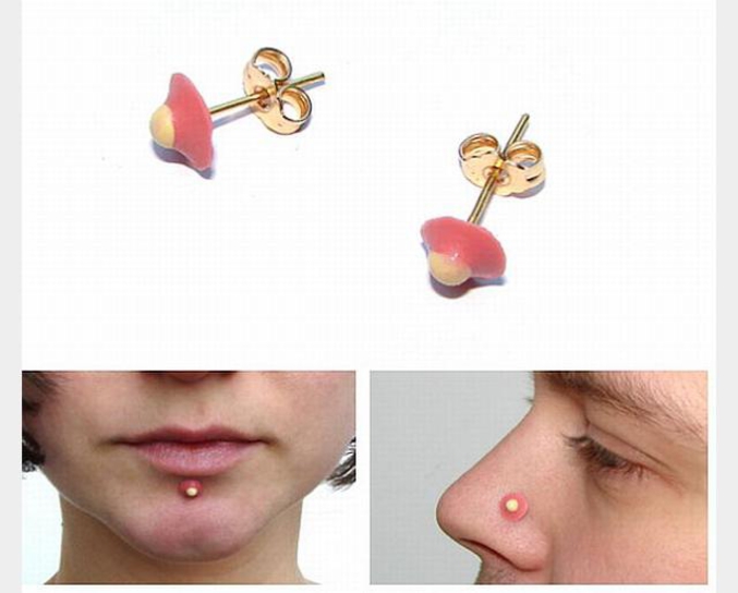 Un piercing à presser.