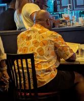Chemise hawaïenne ?