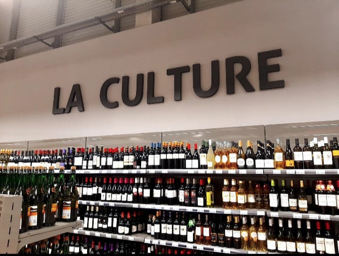 Quand j'entends le mot culture, je sors mon verre à vin.