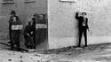 1971, un jeune irlandais et des soldats anglais