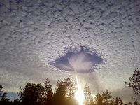Nuages étranges