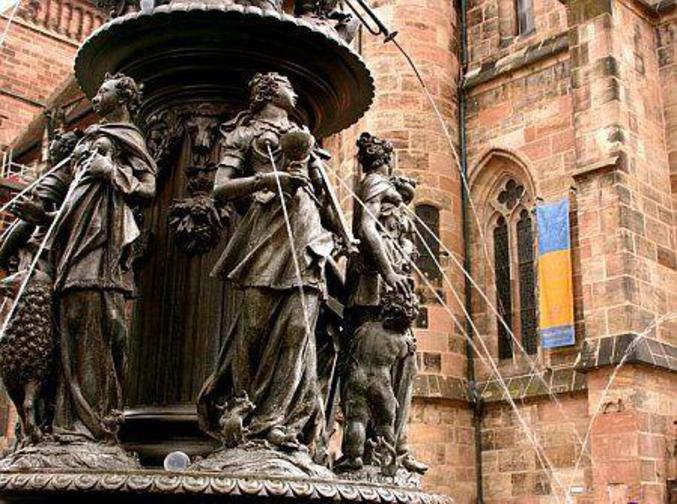 Une fontaine à Nuremberg.