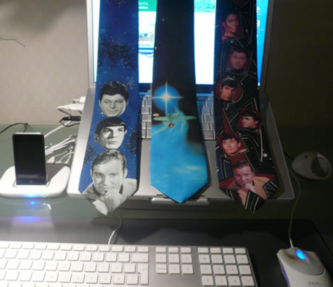 Des cravates pour les fans de Star Trek.